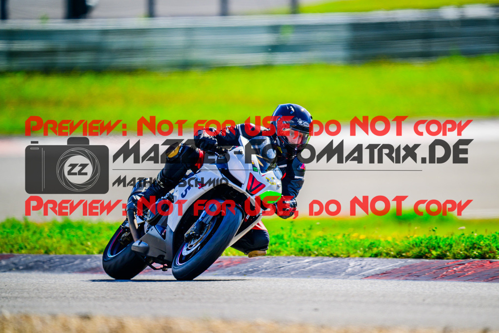 MaZZes_FotoMatrix_240911_6007705_9034 | GRUEN