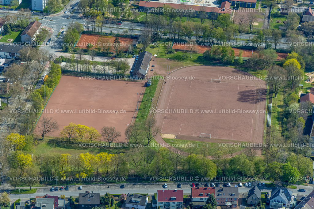 Gelsenkirchen220402453 | Luftbild, Fußballplatz Plauener Straße des FC Glückauf Hüllen, Gelsenkirchen-Bulmke-Hüllen, Gelsenkirchen, Ruhrgebiet, Nordrhein-Westfalen, Deutschland