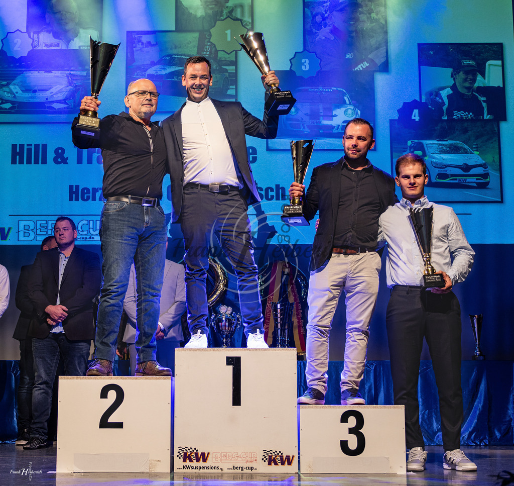 KW Berg Cup Siegerehrung 2025 | Frank Herberich Fotografie, Frank Herberich, Fotografie, Hochzeit, Portrait, St. Peter Ording, Ording, Westerhever, Nordsee, Frank Fotografie, Hardheim,  Odenwald,Walldürn, Band,Eventfotografie - Realisiert mit Pictrs.com