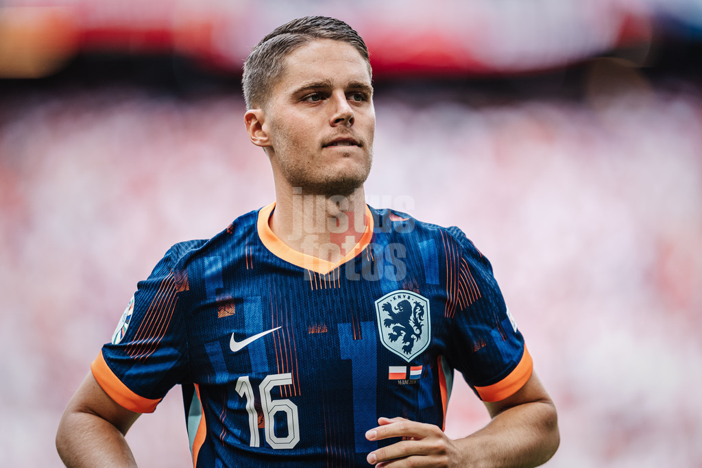 Fußball | Herren | UEFA-Fußball-Europameisterschaft 2024 | Gruppe D | Polen vs. Niederlande | 16.06.2024 | Joey Veerman (#16, Niederlande)