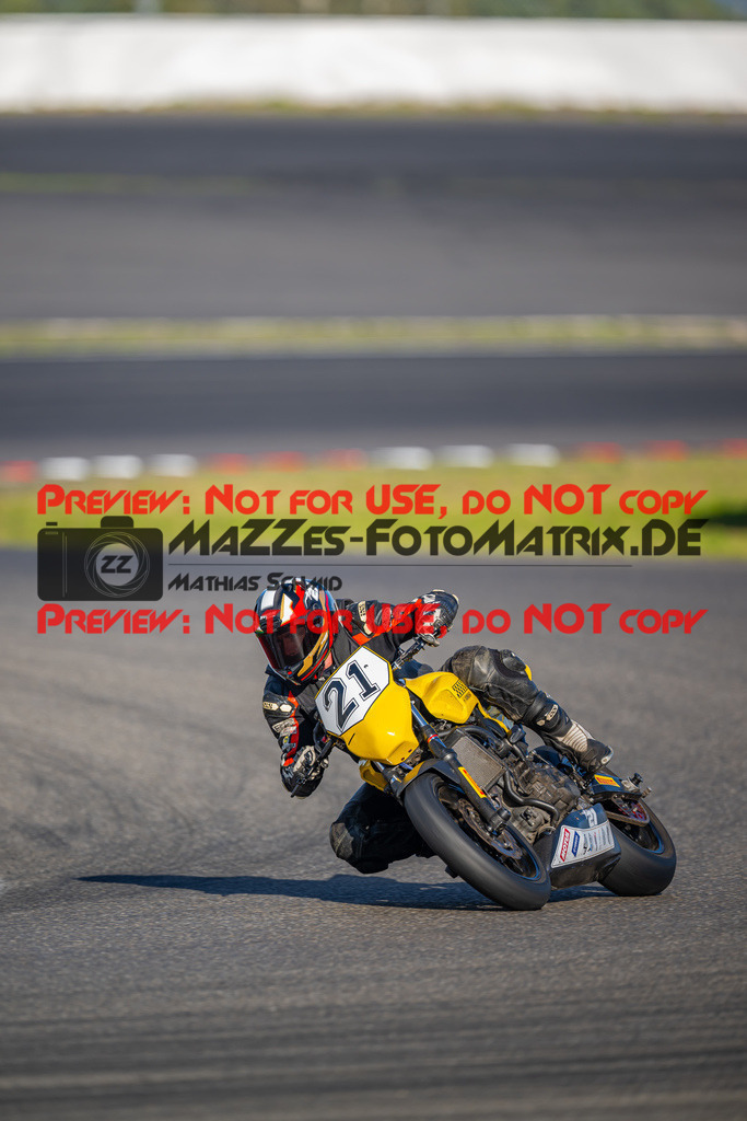 MaZZes-Fotomatrix-20260904-629353 | TWIN