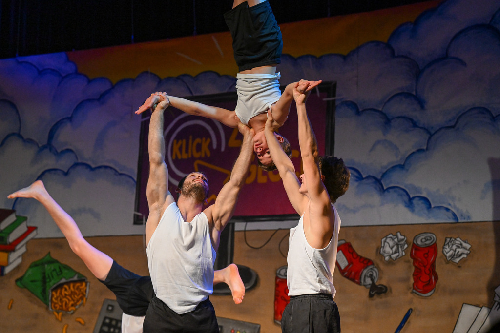 18. November 2022 - Abendundunterhaltung TV/DTV Neftenbach | 18. November 2022 / MZH Auenrain, Neftenbach
Abendundunterhaltung TV/DTV Neftenbach
Motto: Klick zum Glück
Bild: Sportfotografie Markus Aeschimann | www.markus-aeschimann.ch - Realisiert mit Pictrs.com