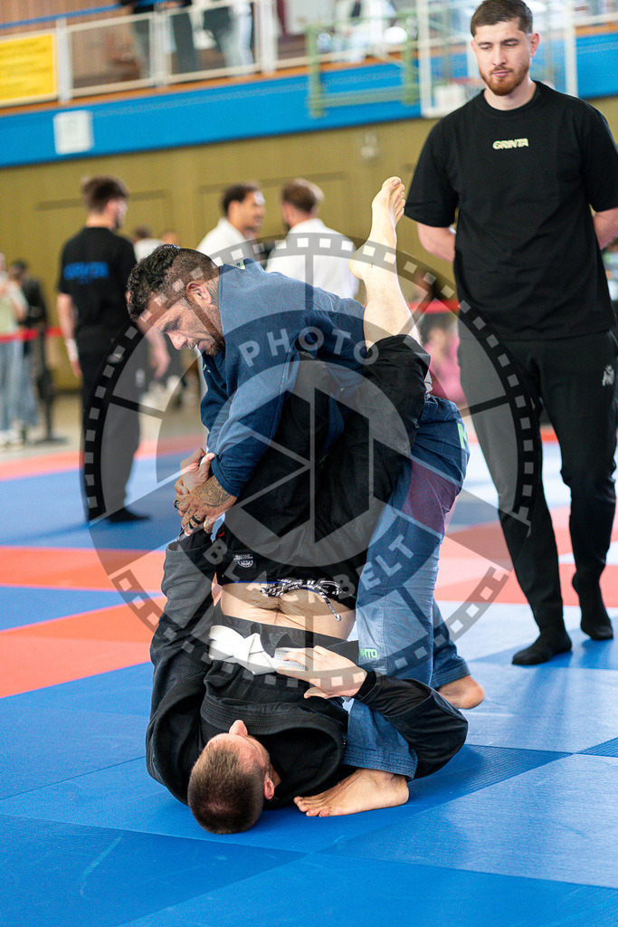 20250510PBB0673 | Athletes compete during the JJLG Berlin Open Jiu-Jitsu Championship on May 10, 2025 in Berlin, Germany. © Chiara Dazi / photoblackbelt