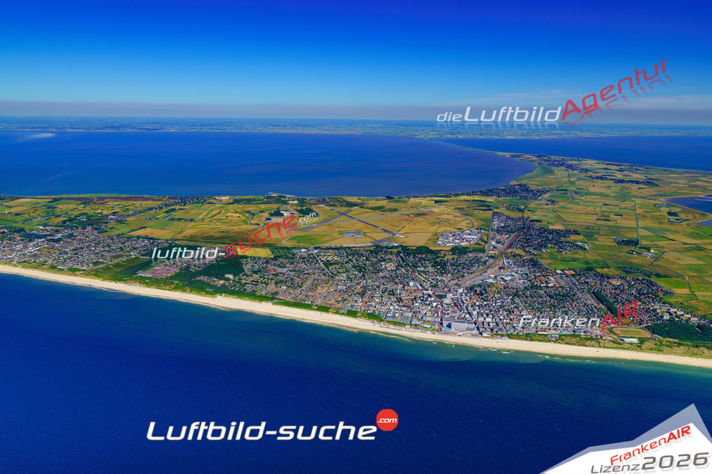 Die Luftbildaufnahme Westerland-luftaufnahme - Sylt wurde 2018 mittels Flugzeug (keine Drohne) erstellt. Perfekte Schärfe und Druck- Auflösung- Garantiert!