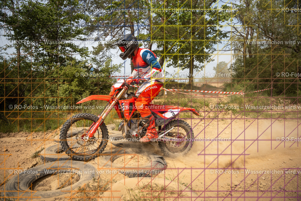 Niederwürzbach 3 Lauf-736 | Sportfotografie von RO-Fotos: Motorsport, Motocross, Enduro, Laufveranstaltungen und Triathlon. Professionelle Fotos von Sportlern und Events. - Realisiert mit Pictrs.com