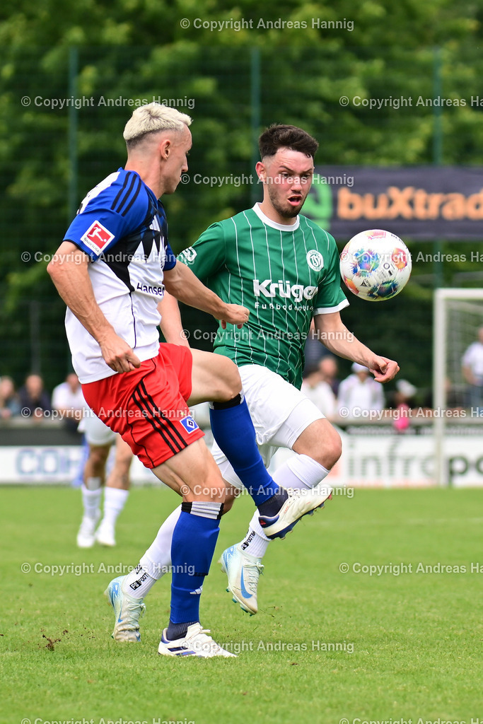 Fußball I Herren I Testspiel  I TSV Elstorf - Hamburger SV I 5.7.2025 | a-hannig - Realisiert mit Pictrs.com