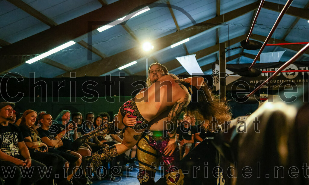 2023-08-12_053_EWS_Wrestling_ERDING | Erding, Deutschland, 12.08.2023:
Wrestling, Saison 2023, EWS Wrestling ERDING

Foto: Christian Riedel / fotografie-riedel.net