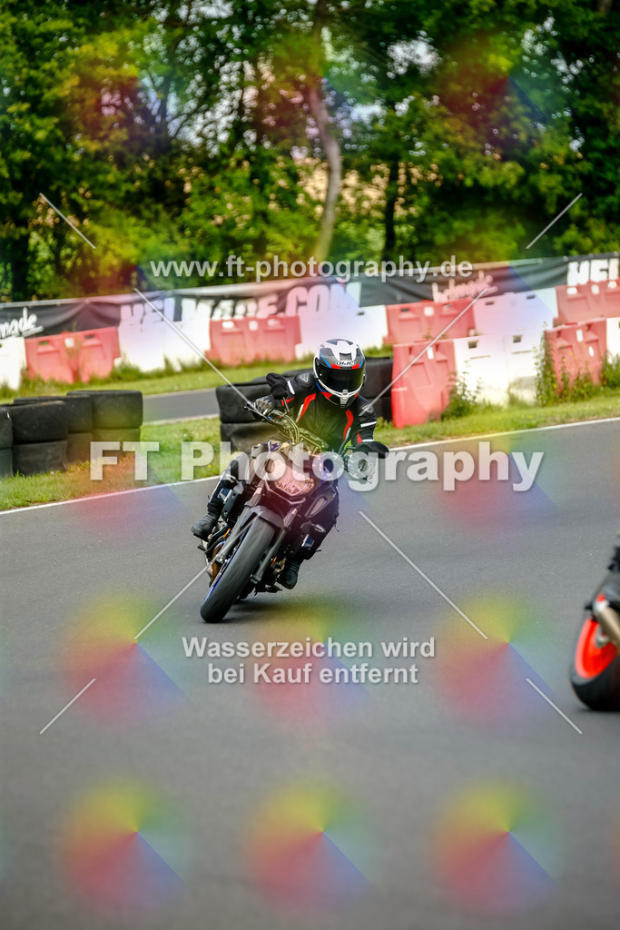 VBK-4572 | Hier findet Ihr Bilder von Touristenfahrten auf der Nürburgring Nordschleife oder von anderen Veranstaltungen die ich besucht habe. Viel Spass beim Durch Schauen 