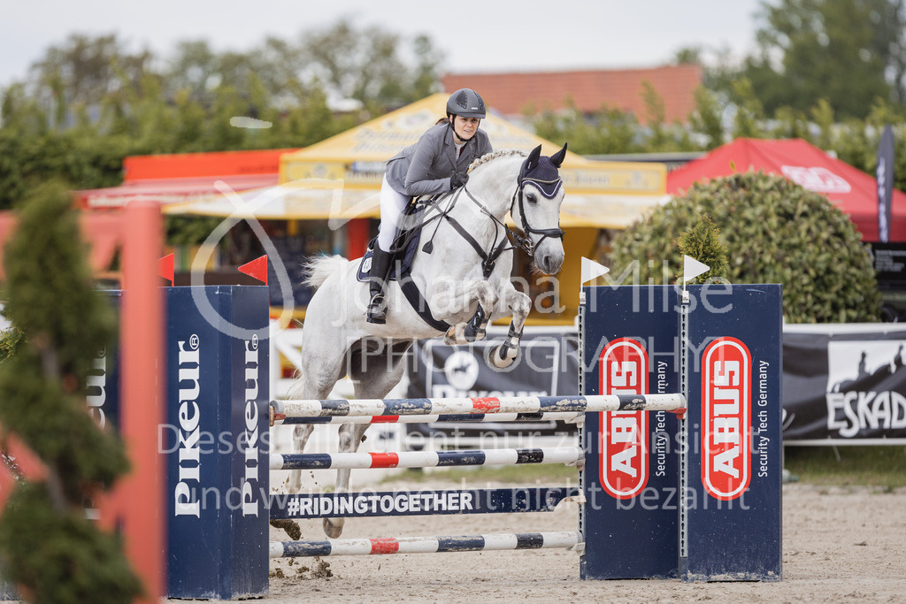 230519_MayDays_Stil-L1-838 | Deine schönsten Turniermomente als professionelle Fotos! Entdecke hochwertige Pferdesport-Fotografie im Online-Shop. Jetzt Fotos finden & bestellen!