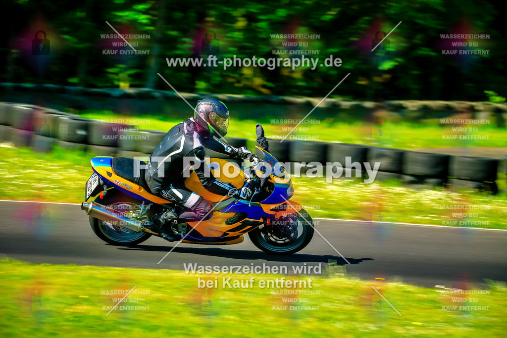 _NBG3824 | Hier findet Ihr Bilder von Touristenfahrten auf der Nürburgring Nordschleife oder von anderen Veranstaltungen die ich besucht habe. Viel Spass beim Durch Schauen 