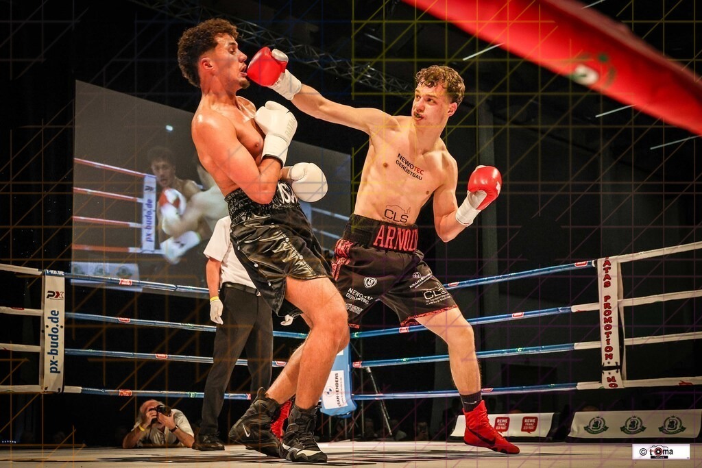BoB 2026 Arnold vs. Faiz-33 | professionelle Sport- und Eventfotografie von Tomafocus – dynamische Bilder, emotionale Momente und hochwertige Aufnahmen für jeden Anlass. - Realisiert mit Pictrs.com