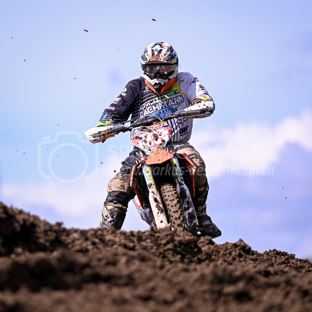 Motocross Schlatt bei Winterthur - 29. April 2023 | #23 Schenk Thierry aus Heldswil (CH) auf KTM in der Kategorie MX2 am Motocross Schlatt bei Winterthur, 29. April 2023.
Instagram: @mx_schlatt | @mc_wila | @sam_schweiz
Bild: Sportfotografie Markus Aeschimann | www.markus-aeschimann.ch - Realized with Pictrs.com