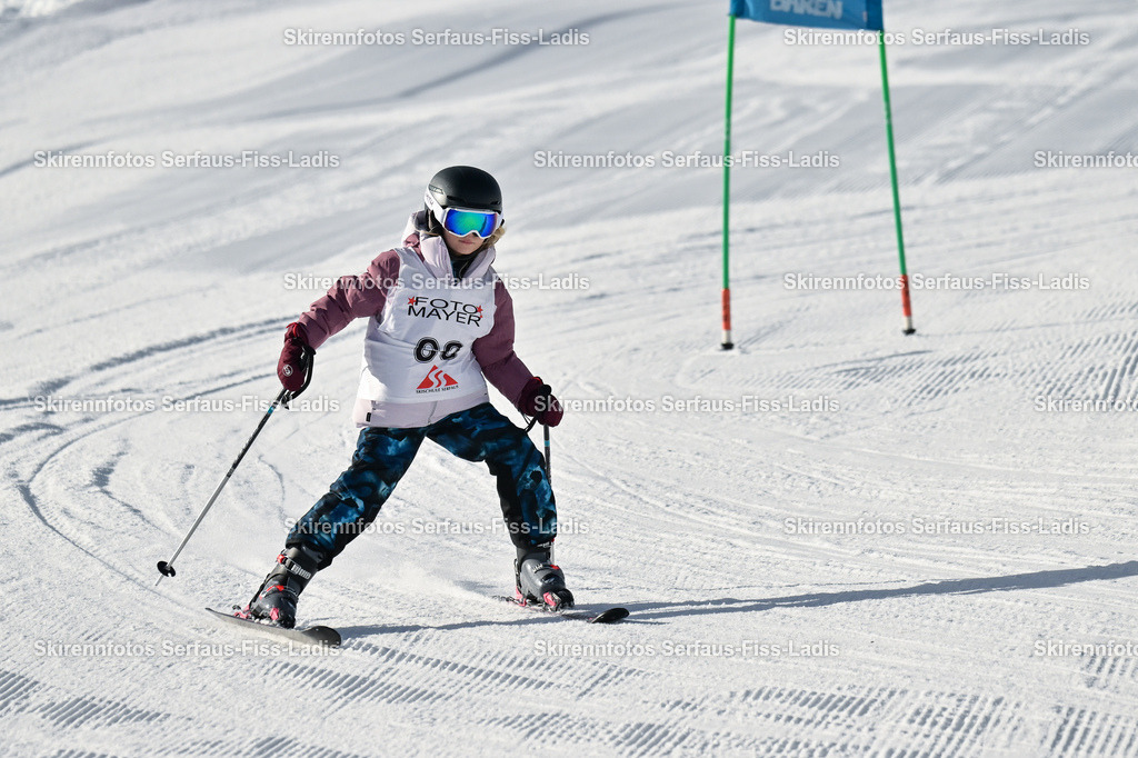 SRS_19.12.2025_0165 | SRS_19.12.2025_0165 - Realisiert mit Pictrs.com