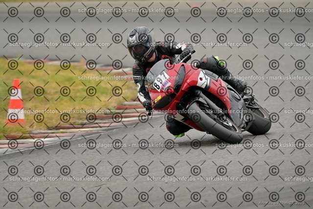 25bt05-1419 | markuskiefer.com - Realisiert mit Pictrs.com