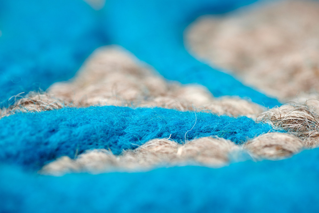 Wollschmiedn | Gars am Kamp, Austria - October 17, 2015: Wollschmiedn; handgewebte Schafwollteppiche von Barbara Schmidt. - Realisiert mit Pictrs.com