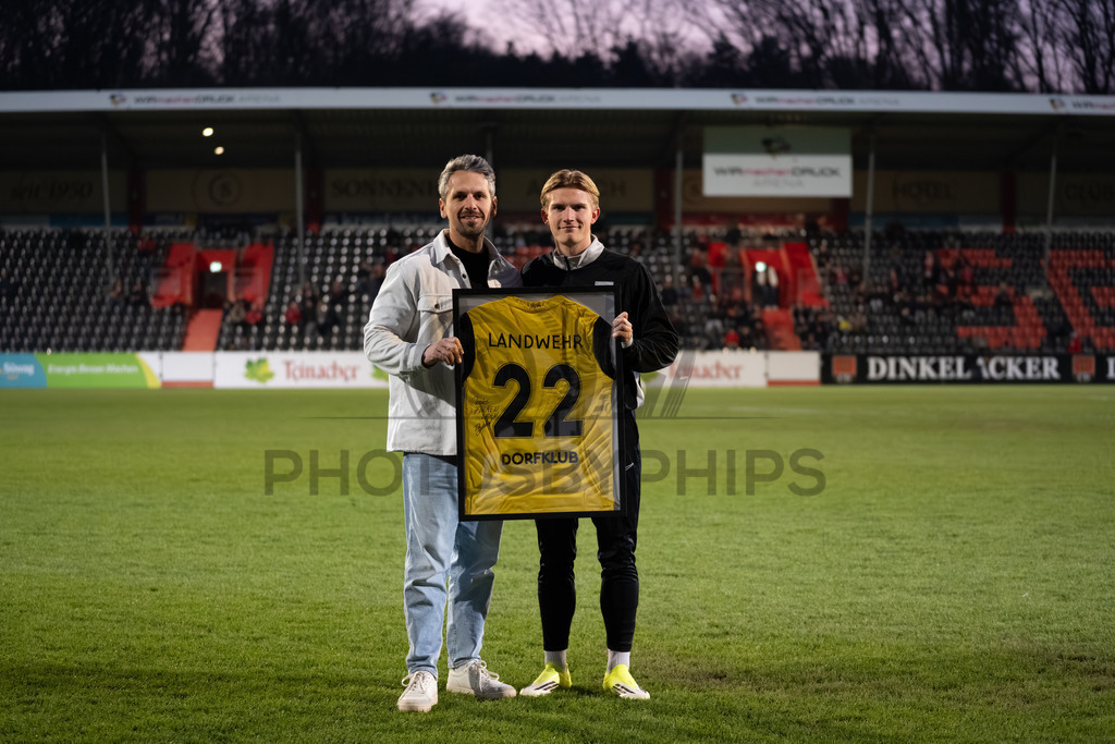 SG Sonnenhof Grossaspach vs. TSV Steinbach Haiger, Fussball, Regionalliga Suedwest, 25. Spieltag, 20.03.2026 | Benedikt Landwehr (SG Sonnenhof Großaspach, #22),SG Sonnenhof Grossaspach vs. TSV Steinbach Haiger, Fussball, Regionalliga Suedwest, 25. Spieltag, 20.03.2026Foto: photosbyphips/Philip Ziegler