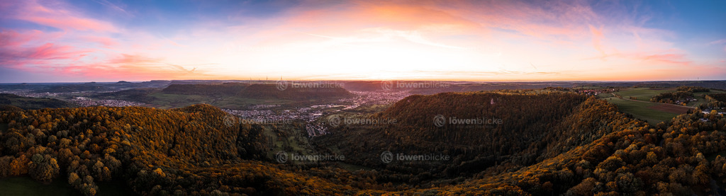 Blick über Kuchen bei Sonnenaufgang | löwenblicke | shop