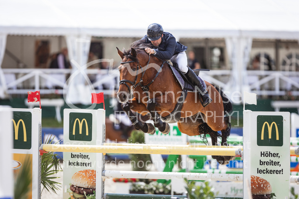 240714_BHO_M2-Spr-2-338 | Deine schönsten Turniermomente als professionelle Fotos! Entdecke hochwertige Pferdesport-Fotografie im Online-Shop. Jetzt Fotos finden & bestellen!