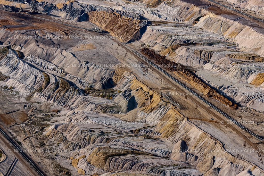 Luftbild-Niederzier-Tagebau Hambach-8240 | Luftbildfotografie Hermann Klöpper - Realized with Pictrs.com