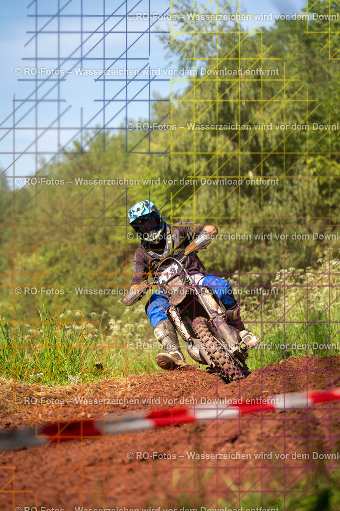 Wolfshausen 3 Lauf -1296 | Sportfotografie von RO-Fotos: Motorsport, Motocross, Enduro, Laufveranstaltungen und Triathlon. Professionelle Fotos von Sportlern und Events. - Realisiert mit Pictrs.com