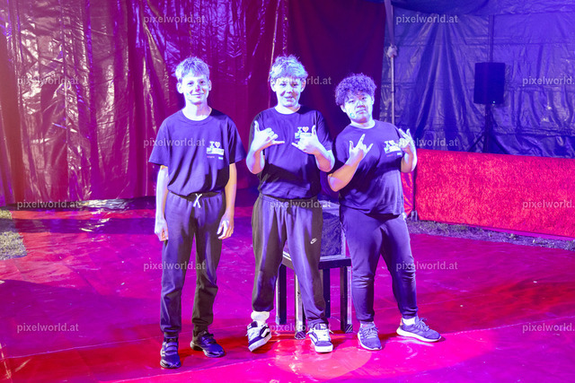 Zirkusvorstellung der MS Feldkirchen Digital | Bildershop von pixelworld.at - Realisiert mit Pictrs.com