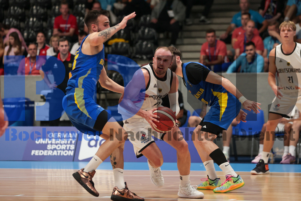 SES_RRGBAS20250723-138 | bond - Realisiert mit Pictrs.com