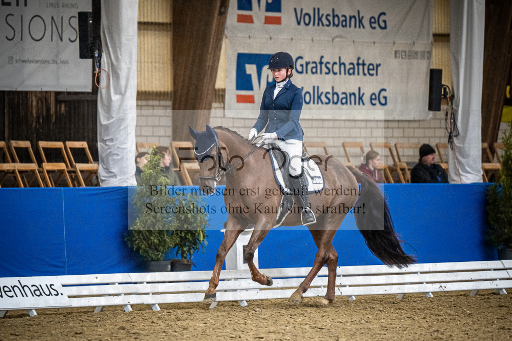 DOS_3659 | Entdecke hochwertige Reitturnierfotos von Foto Oger. Professionell, emotional und authentisch – jetzt Lieblingsmomente im Shop bestellen.Deutschlandweite Turnierfotografie. - Realisiert mit Pictrs.com
