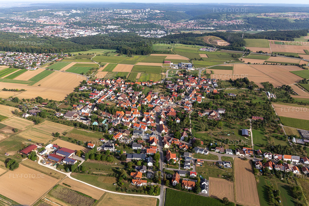 Luftbild: Ortsansicht im Ortsteil Wankheim in Kusterdingen im Bundesland Baden-Württemberg in Deutschland. Foto: IMG_008657.jpg vom 27.08.2020 durch Werner Riehm/FLY-FOTO.de