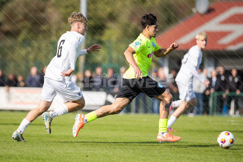 20251003_Picselweb-Fotografie_1R3_0875 | DFB Pokal 2. Runde, JFV A/O/B/H/H - SV Stuttgarter Kickers, Foto: Jörg Struwe - picselweb.de - Realisiert mit Pictrs.com