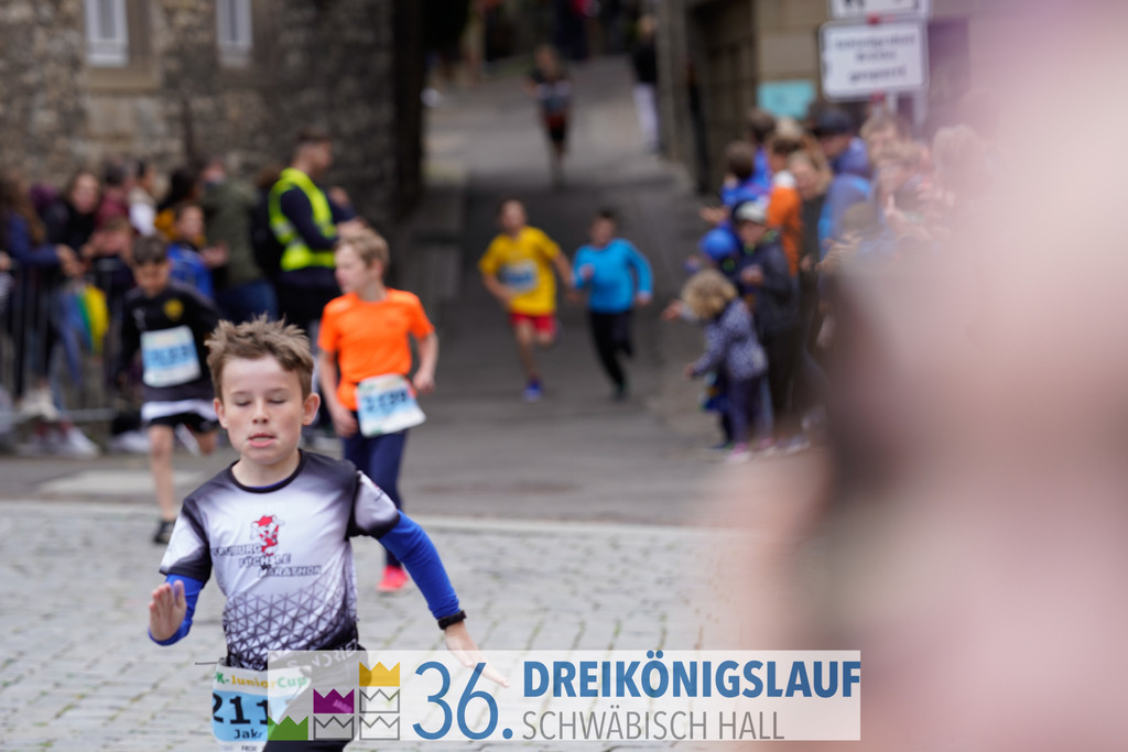 AOK Junior Cup 400m | 3Königslauf 2022 AOK Junior Cup 400m - Realisiert mit Pictrs.com