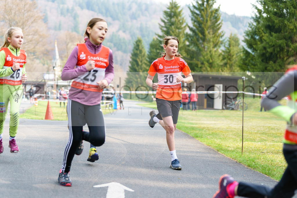Eröffnungs-Cross Scheibe-Alsbach | werk2-photographie oder werk2 ist ein Fotograf in 98724 Neuhaus am Rennweg (Neuhaus/Rwg.) Thüringen für Eventfotografie, Hochzeiten, Sportereignisse oder Sportevents und ist auch mal für den FineArt-Print unterwegs auf der Suche nach dem besten Licht.