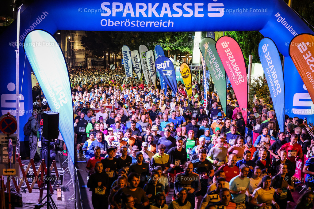 A-BINDER_20250925_0047 | LINZ, AUSTRIA,25.Sept.25 - NIGHT RUN LINZ. Image shows Photo: Sportmediapics.com/ Manfred Binder