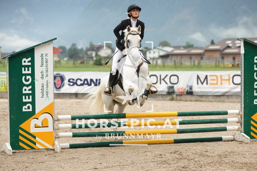 0P6A9870 | Willkommen bei Brunnmayr - Design & Fotografie – Ihrem Spezialisten für Reitturniere und Pferdeveranstaltungen in Oberösterreich, Salzburg und Bayern! Seit über 17 Jahren sind wir leidenschaftlich dabei.