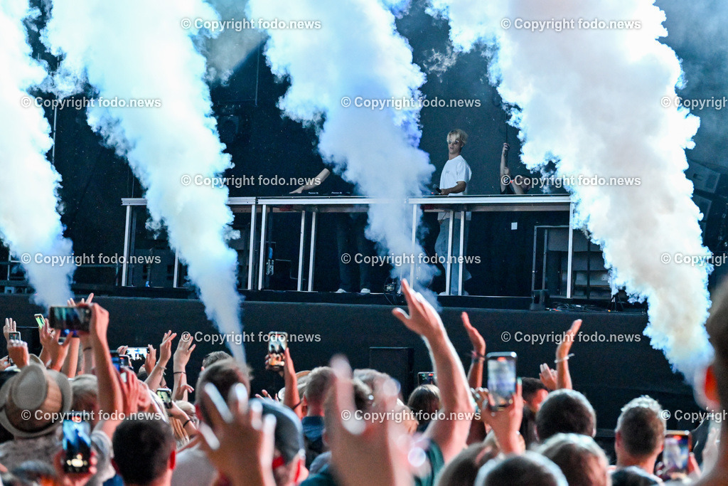 Linzer Kronefest 2023_ 19.08.2023-146 | 19.08.2023, Linzer Kronefest 2023, AUT, im Bild Linzer Kronefest 2023, Hauptbuehne

Ofenbach