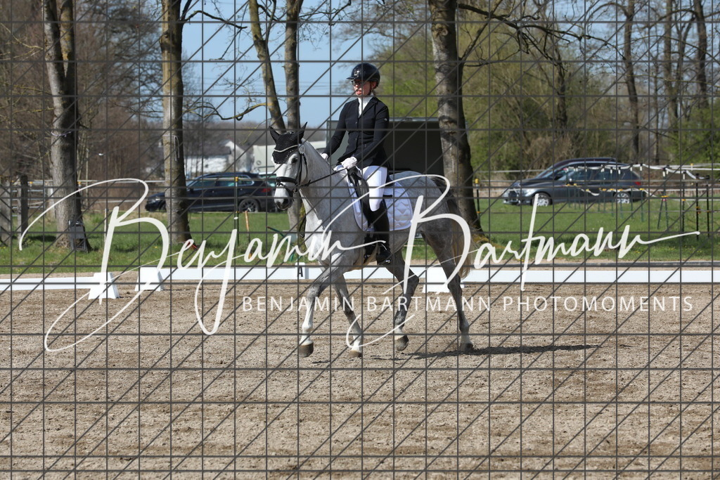 AZ2A3260 | Benjamin Bartmann Photomoments