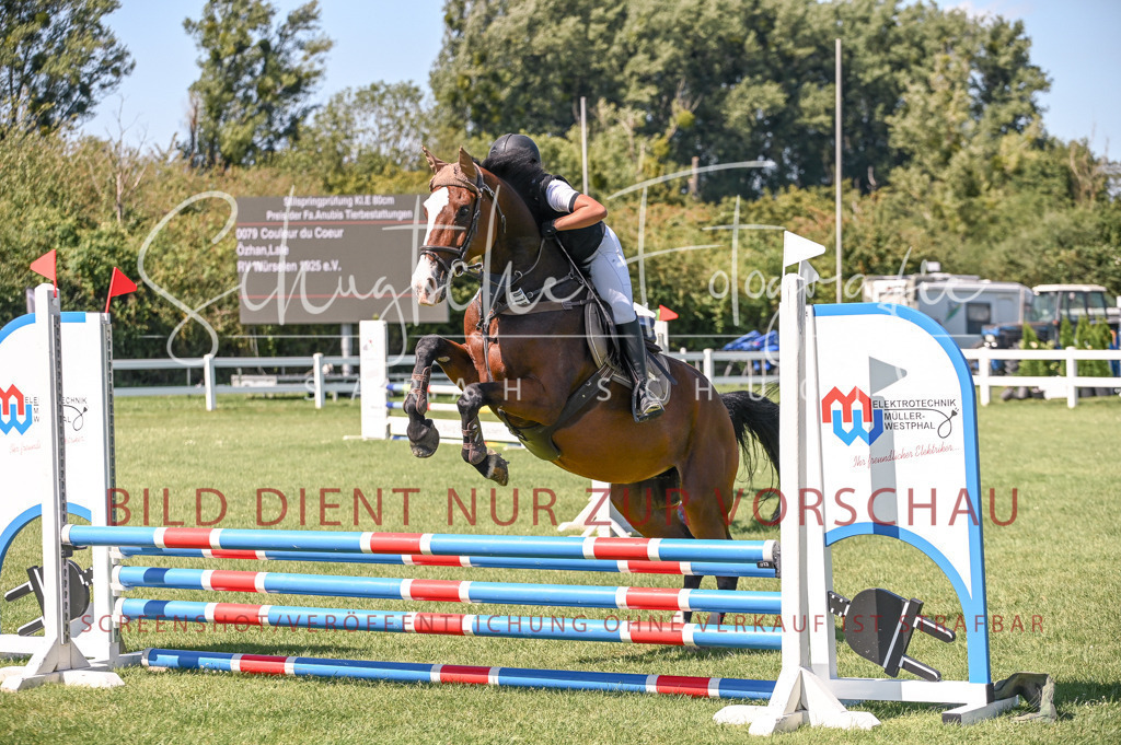 Schugtsche-Düren.2024.04-Stilspringprf.E-2 | Schugtsche Fotografie - Realisiert mit Pictrs.com