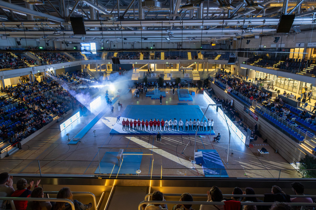 Deutsche Turnliga DTL (Bundesliga) der Männer, Finale 2025 in Heidelberg | Deutsche Turnliga DTL (Bundesliga) der Männer, Finale 2025 in Heidelberg***Der SNP-Dome in Heidelberg beim Einlauf der Männer - Realisiert mit Pictrs.com