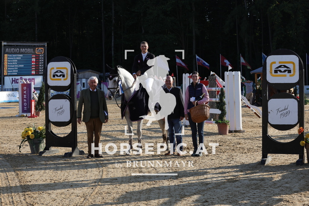 0P6A8313 | Willkommen bei Brunnmayr - Design & Fotografie – Ihrem Spezialisten für Reitturniere und Pferdeveranstaltungen in Oberösterreich, Salzburg und Bayern! Seit über 17 Jahren sind wir leidenschaftlich dabei.