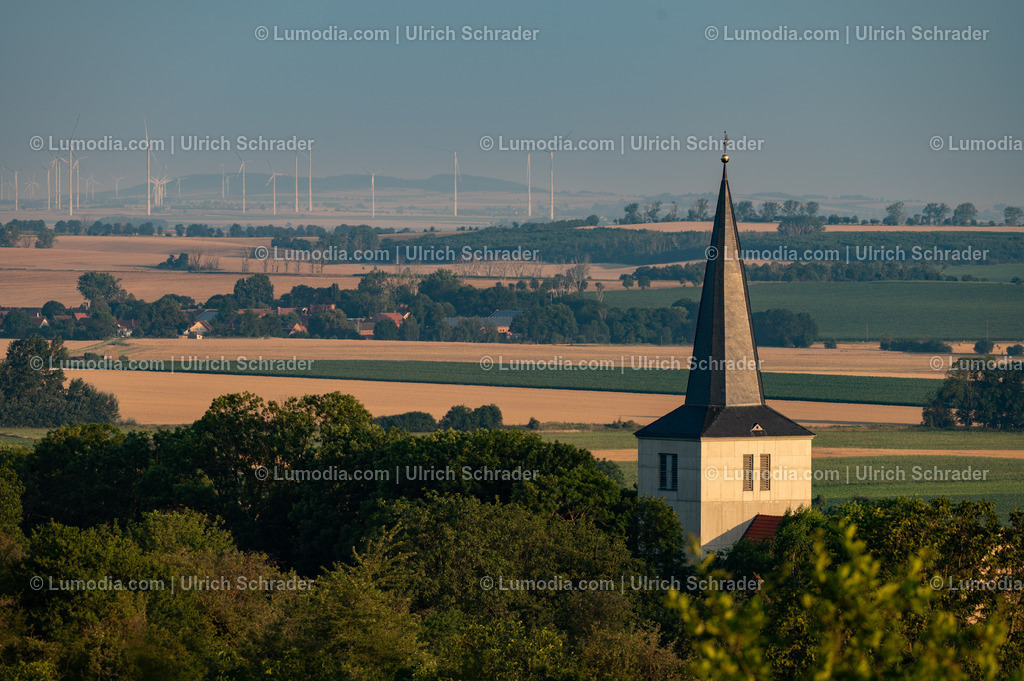 10049-13388 - Kirche in Eilenstedt | Stockfoto und Bilderpool mit Bildmaterial aus Deutschland, dem Harz, Halberstadt, Quedlinburg, Wernigerode und weltweit. Qualitativ hochwertige und professionelle Fotos anschauen und kaufen. - Realisiert mit Pictrs.com