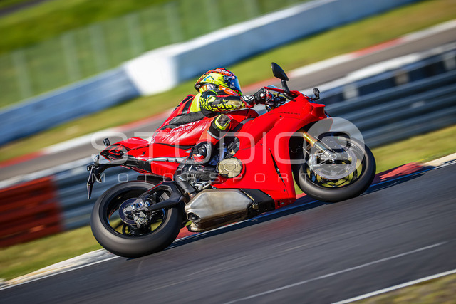 0021-260526NBR-007_21 | Deine Full-Service-Agentur für ✔️Videoproduktionen und ✔️Motorsportfotografie Jetzt Angebot anfragen!
