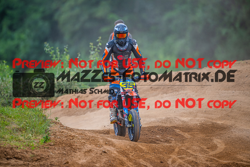 MaZZes_FotoMatrix_220528_8047 | Fotograf Mathias Schmid
Sportfotograf,
Eventfotograf,
Hochzeitsfotograf,
Portraitfotograf