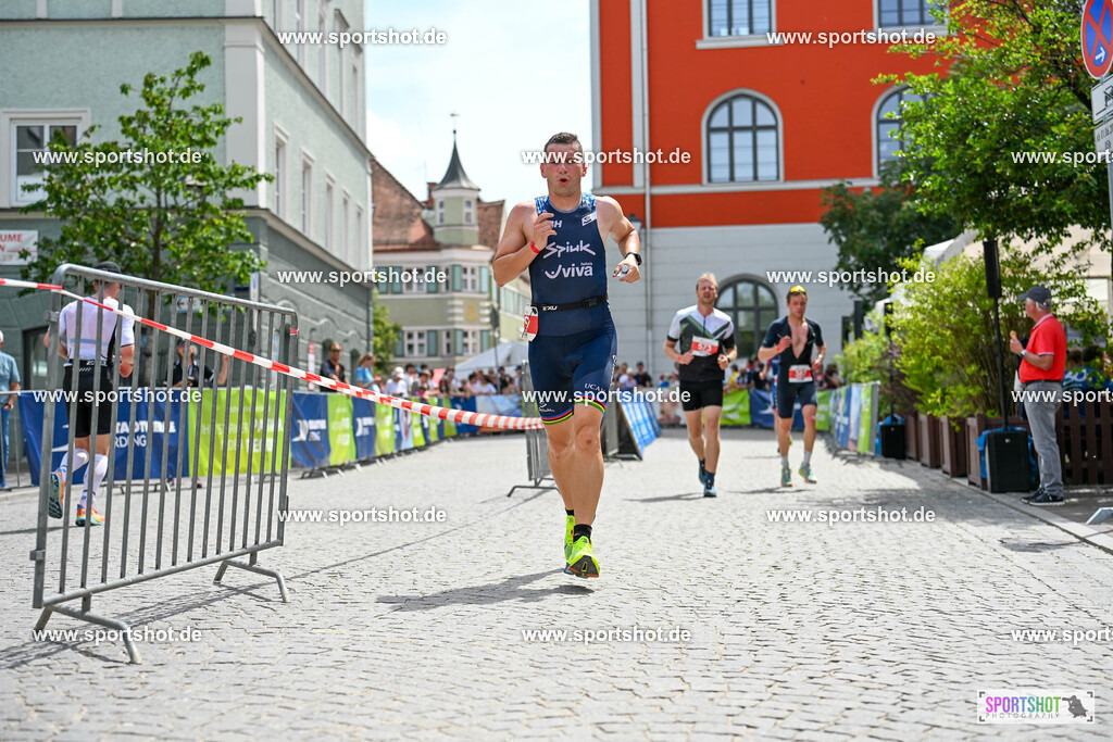 SZI_8830 | Stadttriathlon Erding 2025. #yourpictrs #sportshot_your_pictrs @Sportshotphotography #stadttriathlonerding Copyright: www.sportshot.de