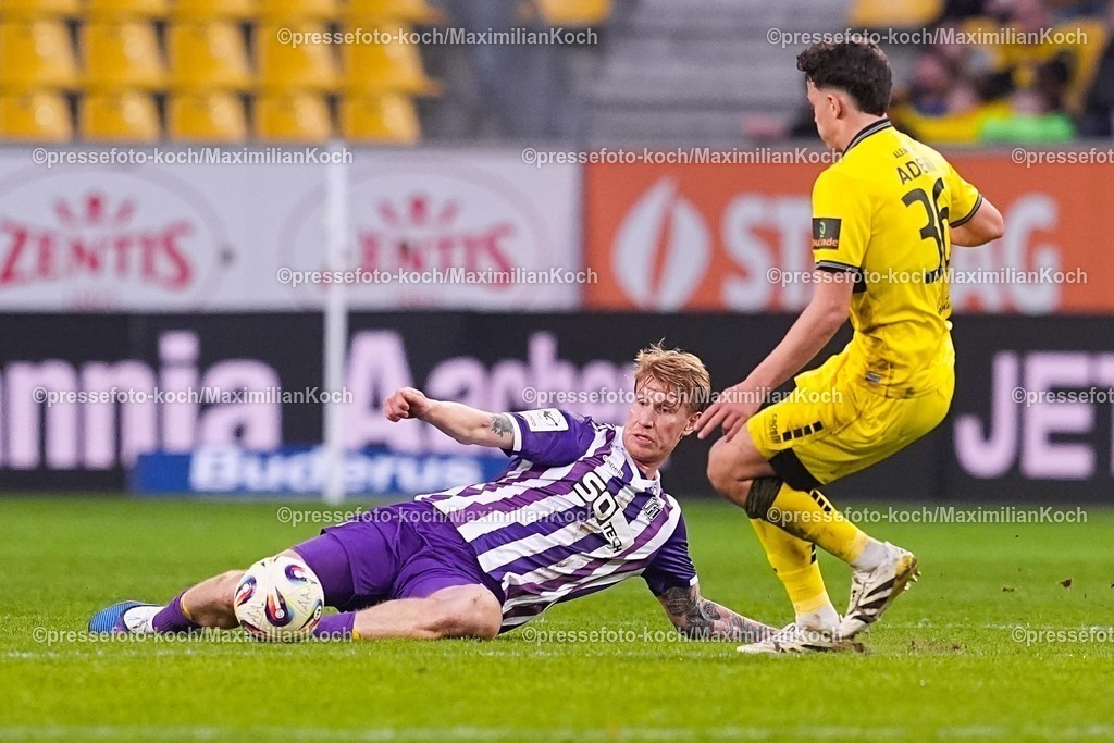 xYDRx17012601027 | 17.01.2026, xydrx, Fußball, 3.Liga, TSV Alemannia Aachen - VfL Osnabrück, Saison 2025 2026, Tivoli: Bjarke Jacobsen (VfL Osnabrück #15) im Zweikampf gegen Faton Ademi (TSV Alemannia Aachen #36)       DFB regulations prohibit any use of photographs as image sequences and or quasi-video. Photo: xYannisxDreimannxPressefotoKochx