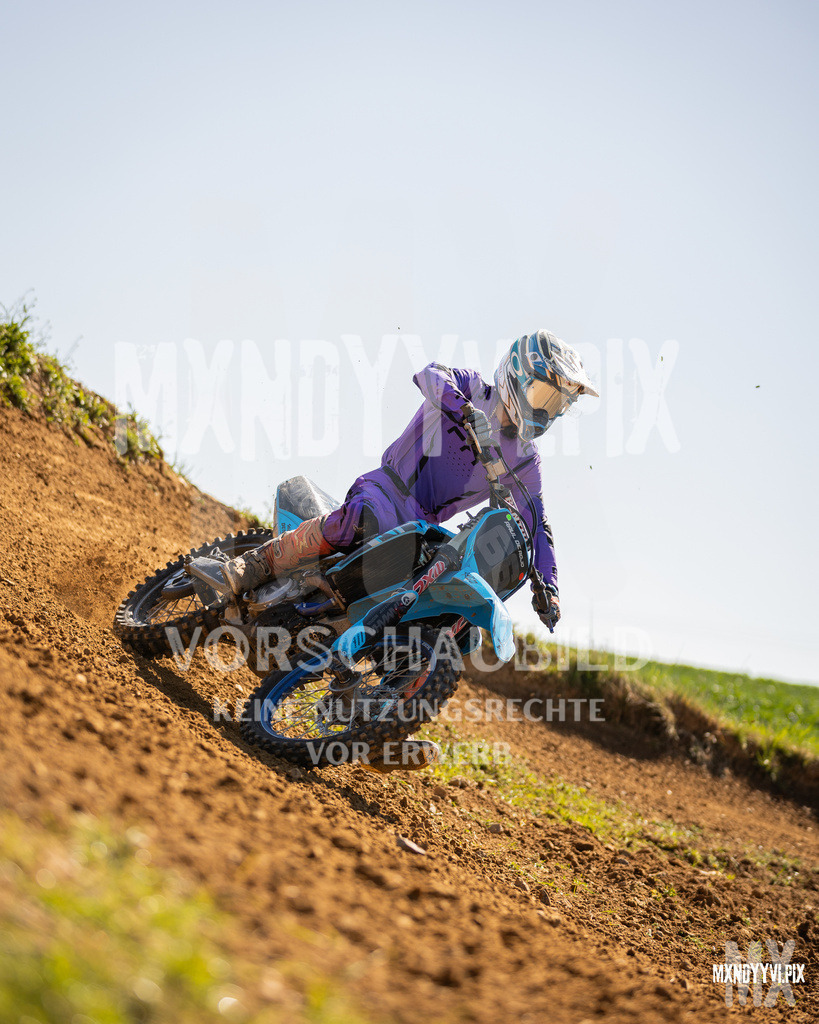 866A3283 | mxndyyvipix