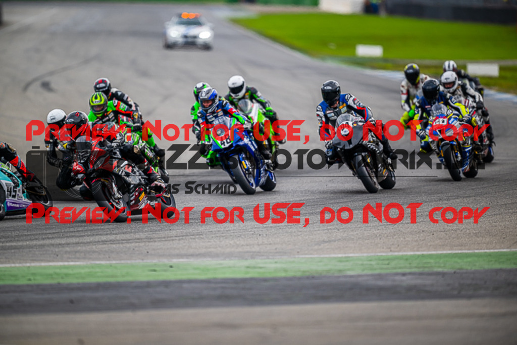 MaZZes_FotoMatrix_220924_0512 | PRO SUPERSTOCK