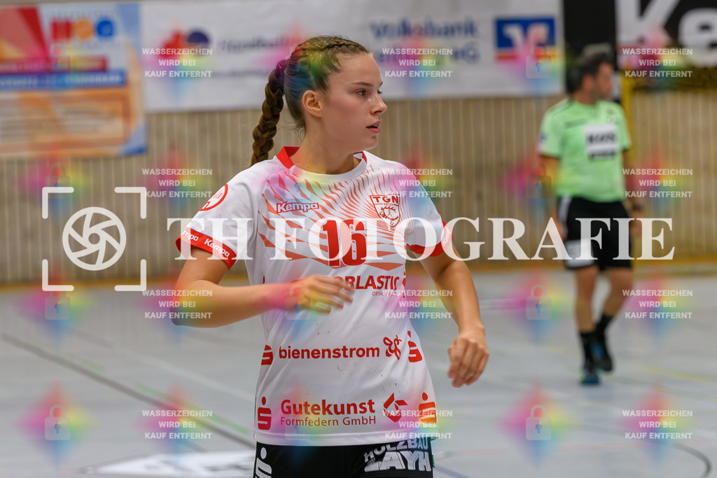 DEU, HSG Freiburg - TG Nuertingen, Handball, 2. Handball-Bundesliga, Saison 2023/2024, 04. Spieltag, Saison 2023/2024, 07.10.2023 | Maileen Seeger (TG Nuertingen, #16)

DEU, HSG Freiburg - TG Nuertingen, Handball, 2. Handball-Bundesliga, Saison 2023/2024, 04. Spieltag, Saison 2023/2024, 07.10.2023

Foto: Eibner-Pressefoto/Thomas Hess