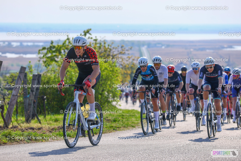TRA_55190 (39) | Neusiedlersee Radmarathon 2026@sportshot_your_pictrs #yourpictures#roadtowm2029 #nrm #neusiedlerseeradmarathon #neusiedlersee #neusiedlerseetourismus #burgenland #mörbisch #nrm26 #burgenlandtourismus #voglundco #poweredbyburgenlandtourismus #radsport #rad #marathon #ucigranfondo #visitburgenland #ucigranfondoworldseries