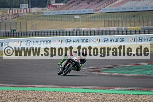 spof7444 | Professionelle Fotos von Sportveranstaltungen, aber auch Hochzeiten und anderen Events. - Realisiert mit Pictrs.com