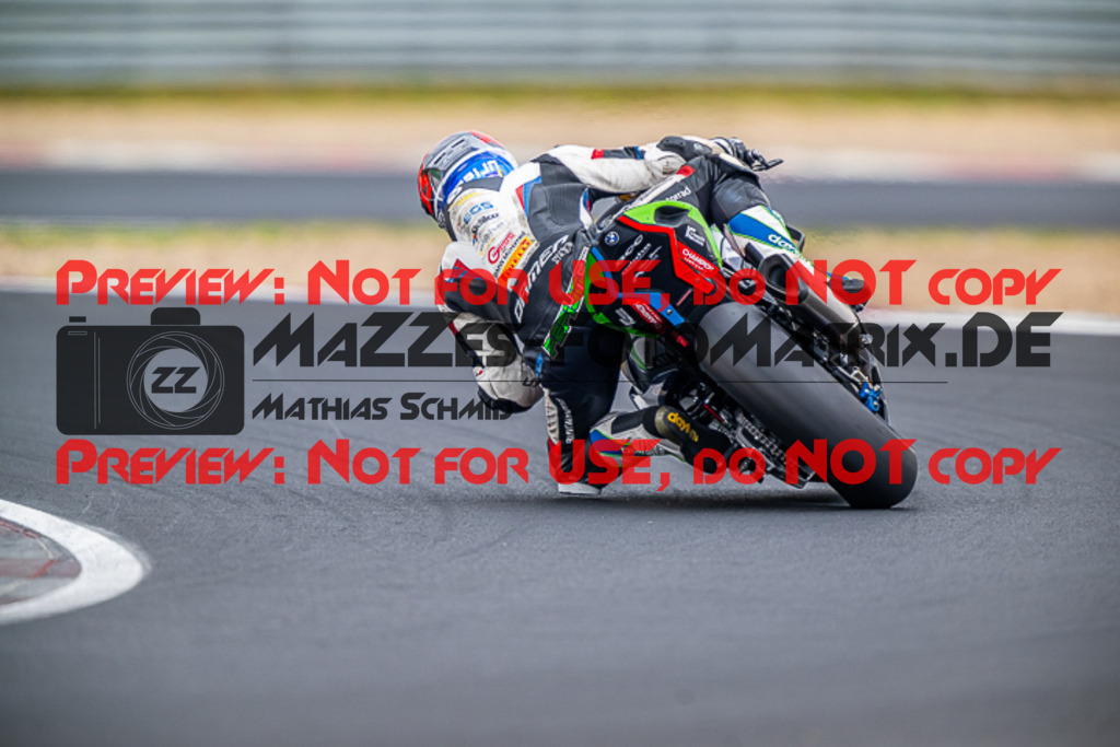 MaZZes_FotoMatrix_220625_9857 | IDM1000