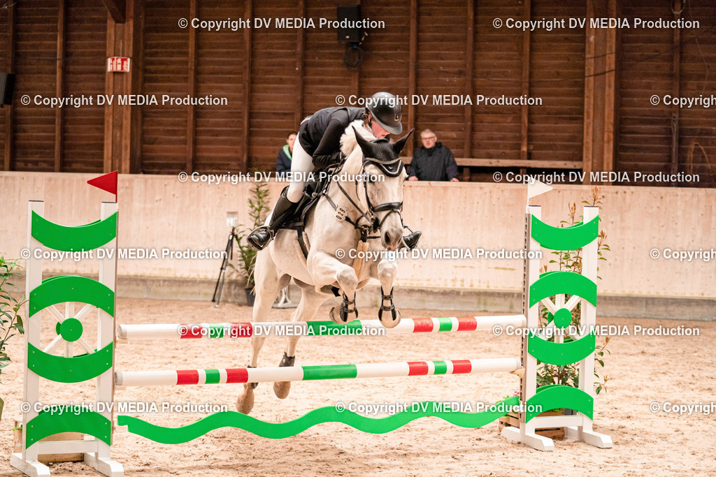 Springen Tag 2-062 | dv-media-shop - Realisiert mit Pictrs.com